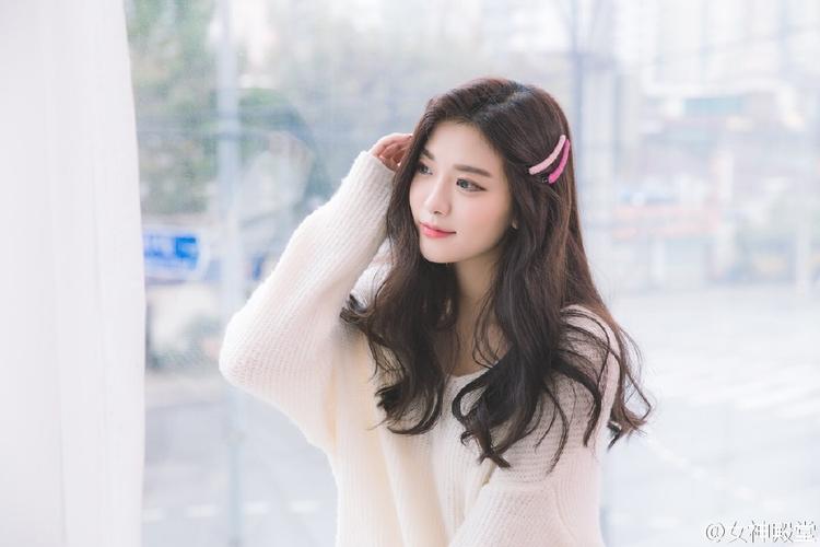 黄仁勋称赞DeepSeek：杭州是“中国硅谷”